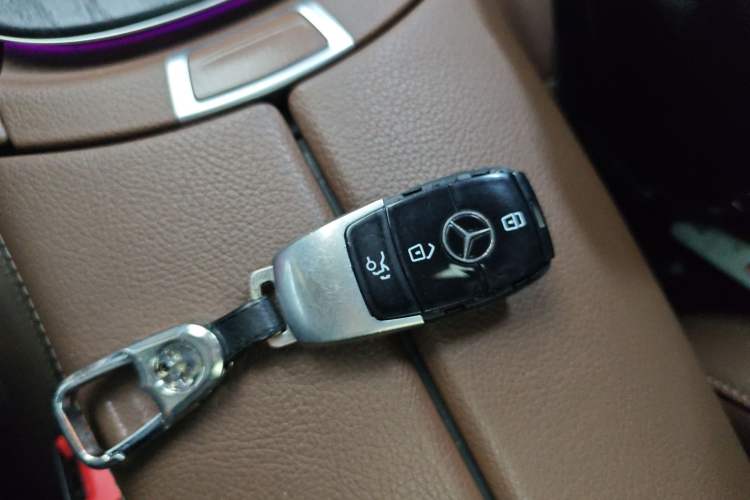 Used Mercedes-Benz E-Class 2019 Restyled E 300 L Sporty and Stylish Edition