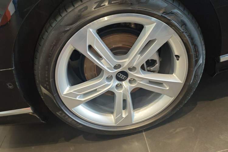 Used Audi A8 2023 A8L 50 TFSI quattro Prestige Edition
