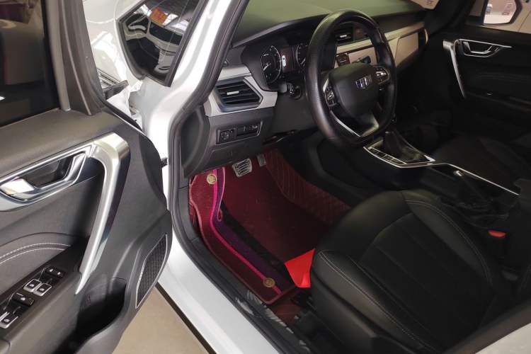 Used Geely Auto Vision X3 2019 Upgraded Model 1.5L CVT Elite Version
