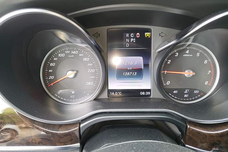 Used Mercedes-Benz V-Class 2018 V 260 L Prestige Extended Version China VI Instrument Cluster
