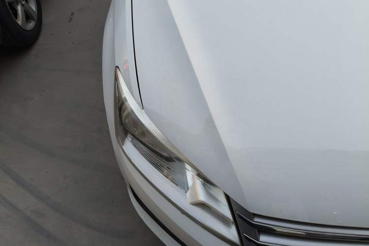 Used Volkswagen Santana 2015 1.6L Manual Comfort Edition
