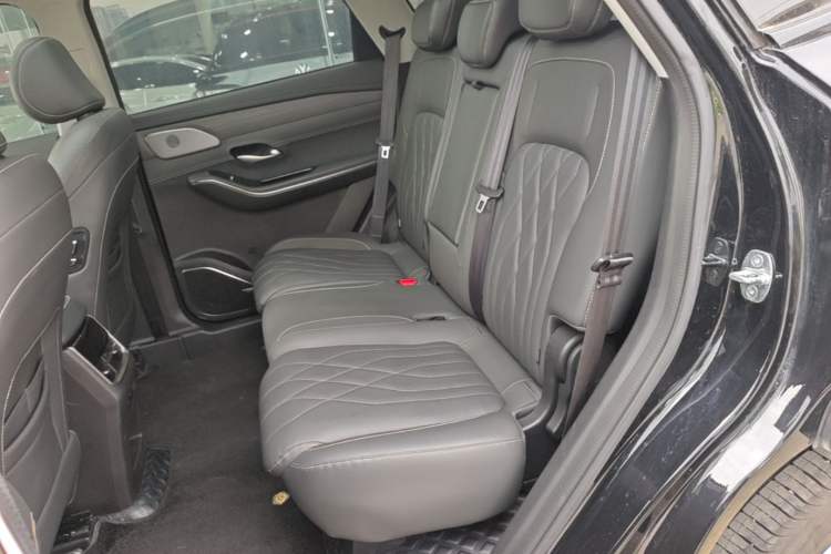 Used JETOUR Shanhai L9 2024 1.5TD 2DHT Pro 7-Seater Left Rear Seat