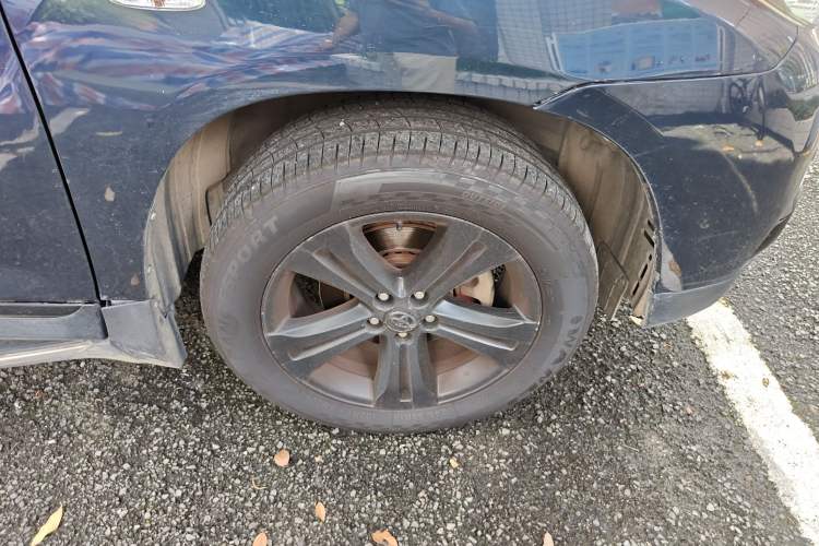 Used Toyota Highlander 2012 2.7L Two-Wheel Drive 7-Seater Luxury Edition