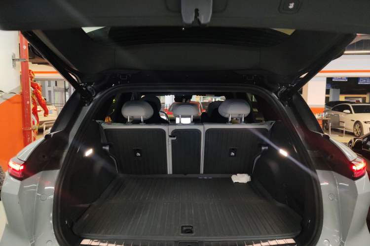 Used Nio ES6 2023 75 kWh
