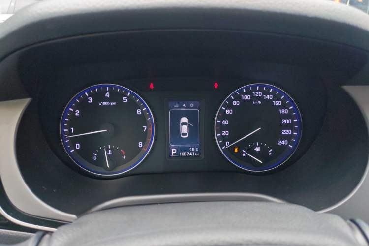 Used Hyundai Mistra 2014 1.8L Automatic Smart GLS Instrument Cluster
