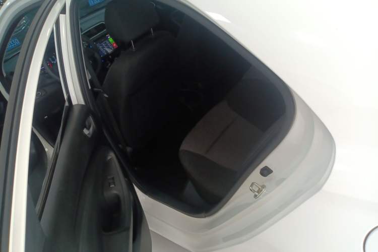 Used Hyundai Verna (older generation) 2017 1.4L Manual Refreshed Version China VI Standard
