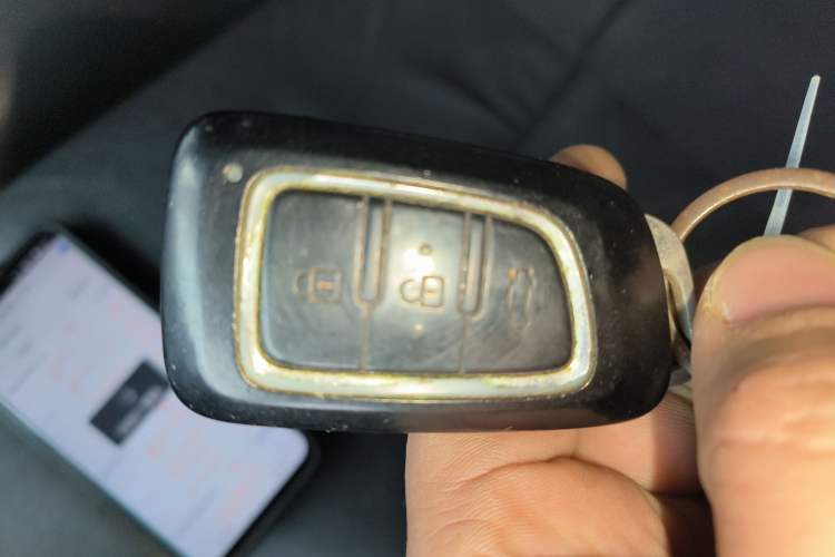 Used Dongfeng Aeolus AX7 2016 2.0L Automatic Zhiyi Trim