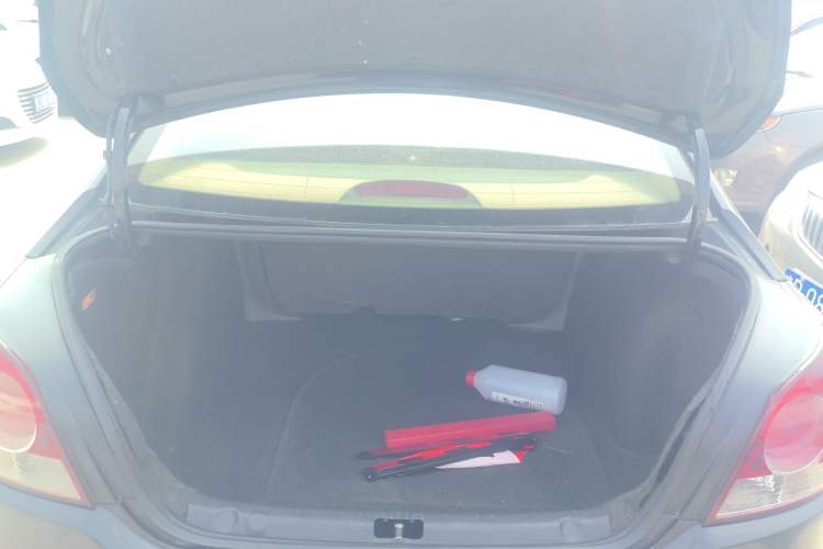 Used Volkswagen Lavida 2013 Classic 1.6L Manual Fashion Edition