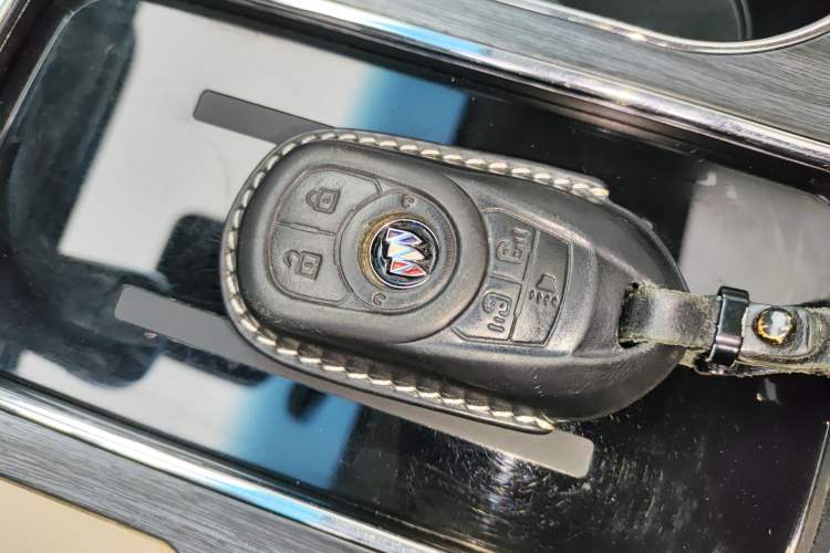 Used Buick GL8 2023 ES Lu Zun Deluxe Model