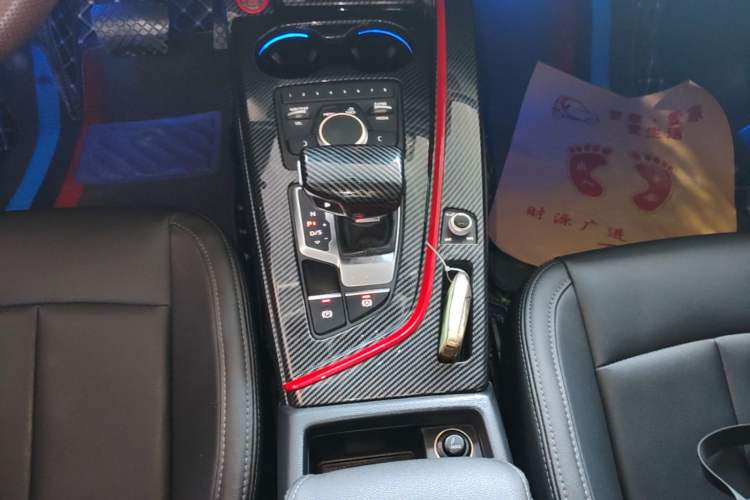 Used Audi A4L 2019 40 TFSI Ambition Version China V