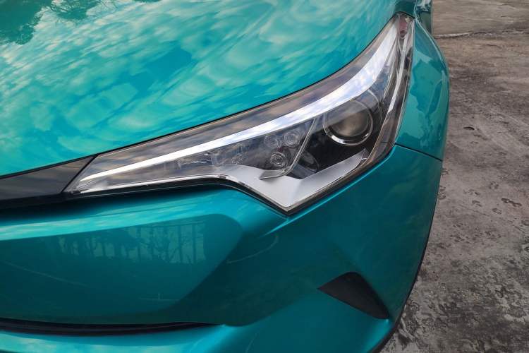 Used Toyota C-HR 2018 2.0L Leading Edition China V-standard
