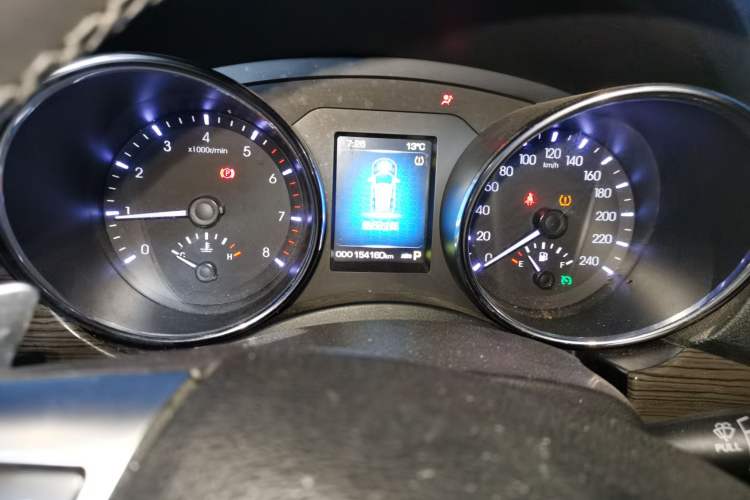 Used Haval H9 2015 2.0T Four-Wheel Drive Luxury 7-Seater
