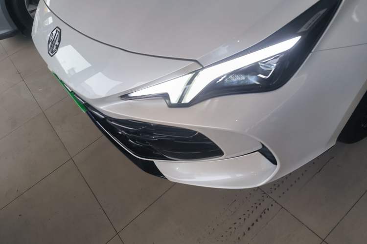 Used MG 7 2025 1.5T 300 DCT Luxury Edition
