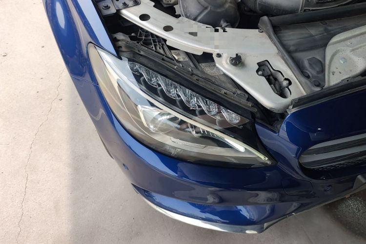 Used Mercedes-Benz C-Class 2017 C 200 L Sport Edition Right Front Headlight