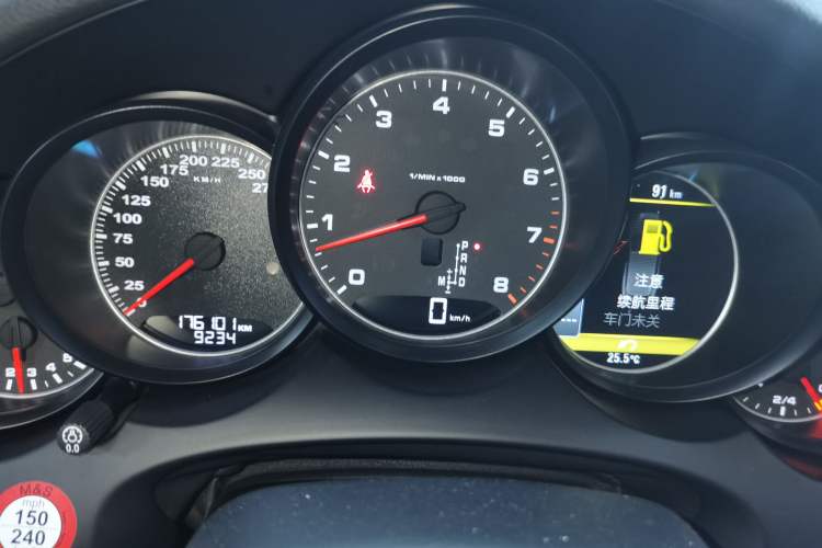 Used Porsche Cayenne 2015 3.6L automatic transmission U.S. specification Instrument Cluster