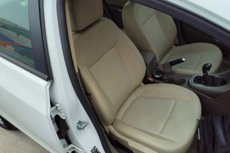 Used Buick GT 2013 GT 1.6L Manual Entry-Level Model