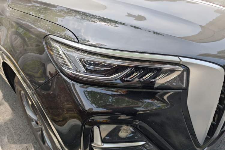 Used Hongqi HS5 2023 2.0T Qixiang Pro Edition Right Front Headlight