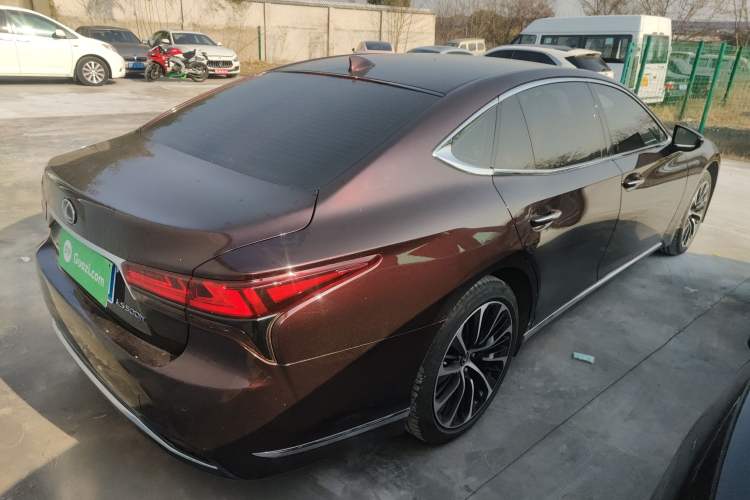 Used Lexus LS 2021 500h Luxury Edition
