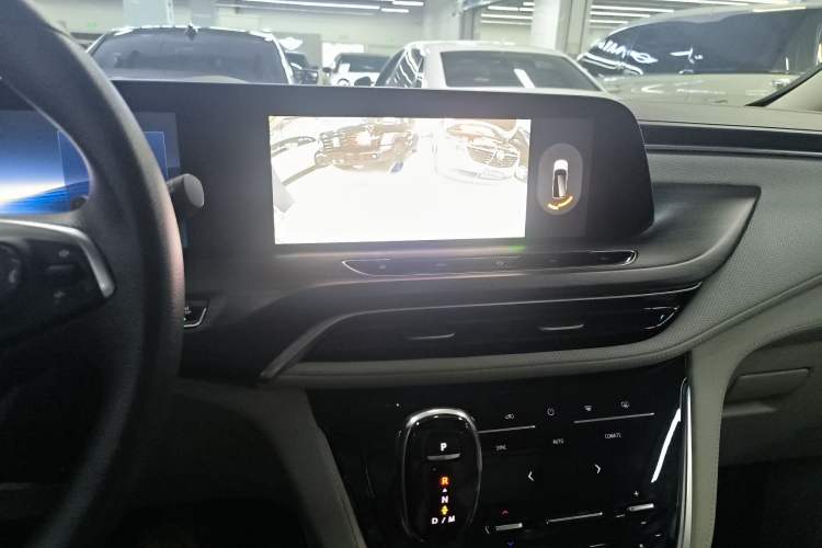 Used Buick GL8 2023 ES Lu Zun Comfort Model Audio And AC Panel