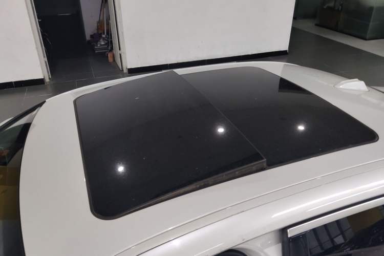 Used BMW i3 2022 eDrive 35 L Roof
