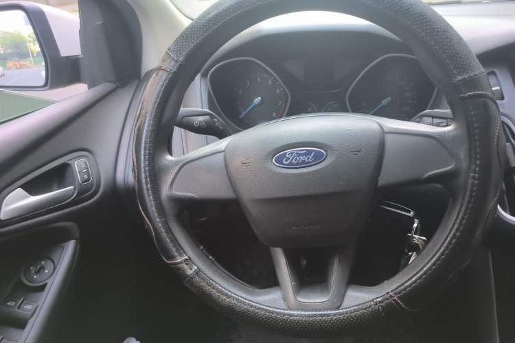 Used Ford Focus 2018 Hatchback Classic 1.6L Manual Comfort Plus SmartDrive Edition