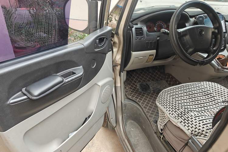 Used FORTHING Lingzhi 2016 M5 2.0L 7-seat Long-wheelbase Standard Model