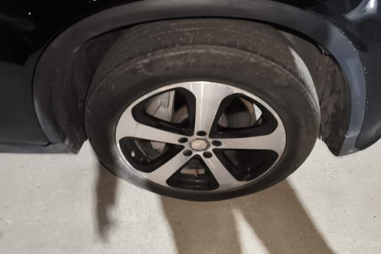 Used Mercedes-Benz GLC Coupe 2018 GLC 200 4MATIC Coupe SUV Right Front Wheel Hub