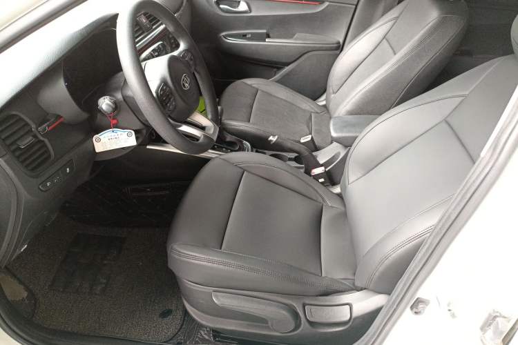 Used Kia KX Cross 2017 1.4L AT GLS
