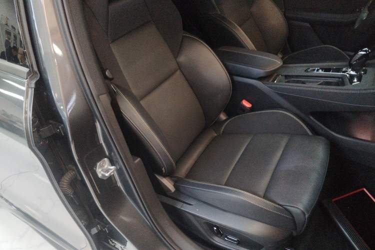 Used Lynk & Co 03 2025 1.5TD DCT Champion Edition Pro