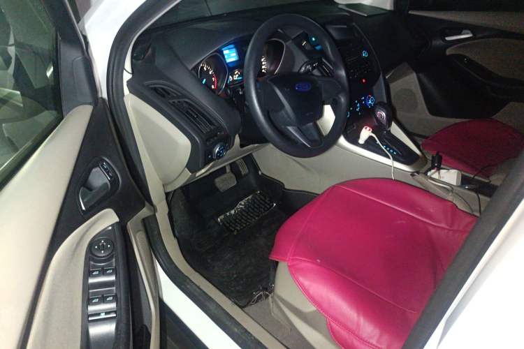 Used Ford Focus 2015 Sedan 1.6L Automatic Comfort Model