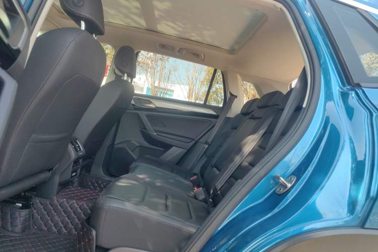 Used Volkswagen Tayron 2019 330TSI Two-Wheel Drive Luxury Model China VI Standard