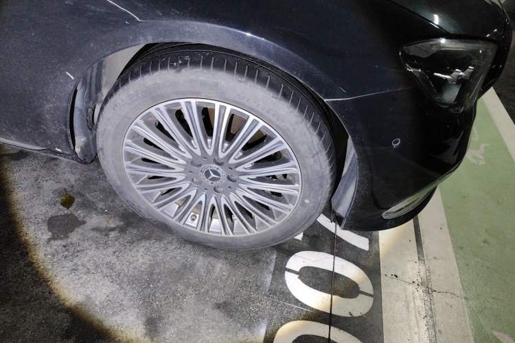 Used Mercedes-Benz E-Class 2023 Updated E 300 L Luxury Edition
