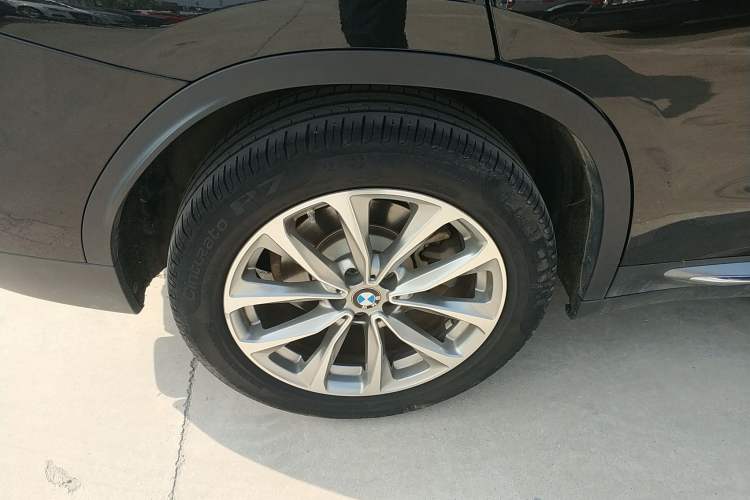 Used BMW X3 2021 xDrive25i Luxury Package Right Rear Wheel Hub