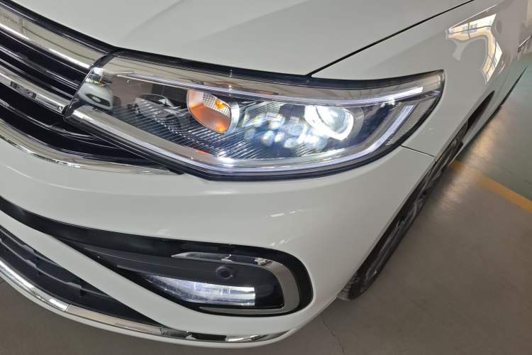 Used Volkswagen Bora 2023 300TSI DSG Prestige Edition
