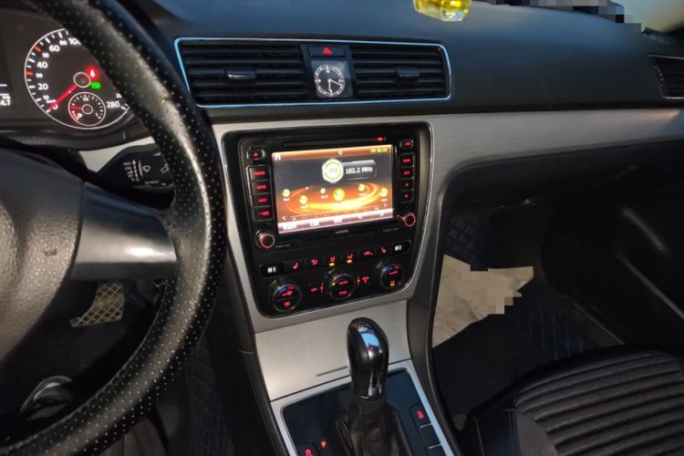 Used Volkswagen Passat 2014 1.8TSI DSG 30th Anniversary Edition
