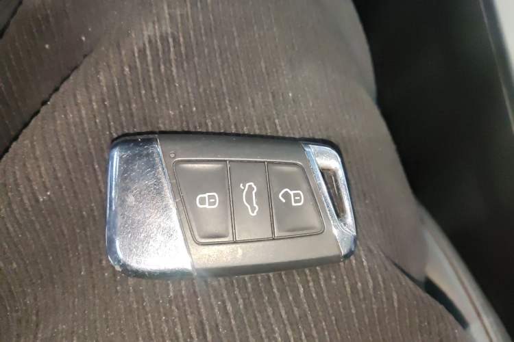 Used Volkswagen Magotan 2018 330TSI DSG Luxury Model