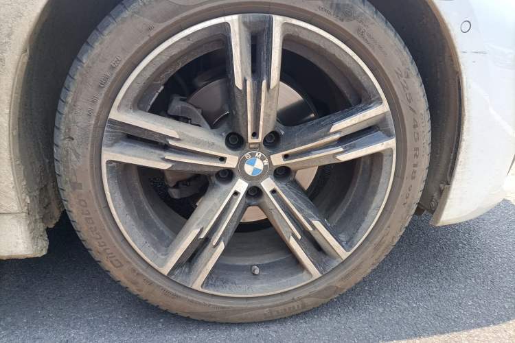 Used BMW 3 Series 2022 Updated 325i M Sport Package Right Front Wheel Hub