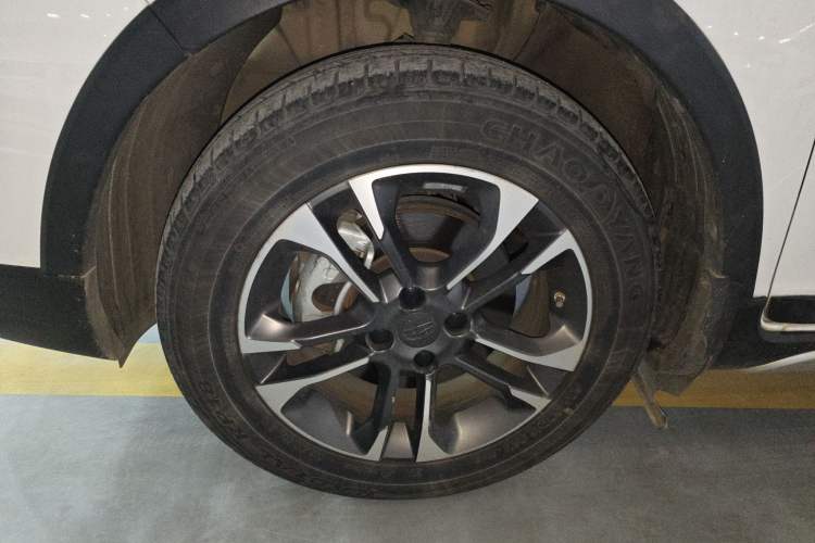 Used Geely Auto Vision X3 2019 Upgraded Model 1.5L CVT Elite Version