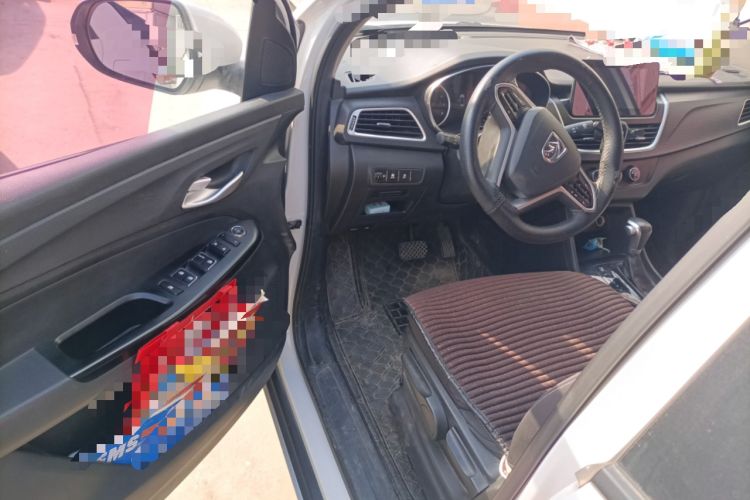 Used Baojun 730 2019 1.5T CVT Fashion Model 7 Seats China V Emission Standard