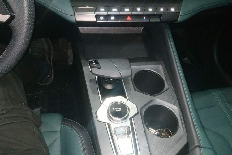 Used Qiyuan A06 2023 Base Model
