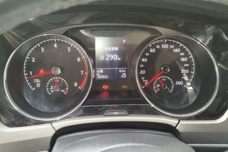 Used Volkswagen Touran 2018 Volkswagen Touran L 280TSI DSG Comfort Edition 7-seater