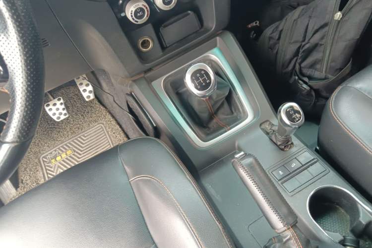 Used BAIC Off-Road BJ40 2016 40L 2.0T Manual All-Wheel Drive Prestige Edition