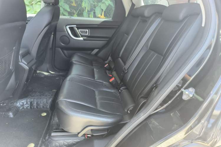 Used Land Rover Discovery Sport 2015 2.0T SE
