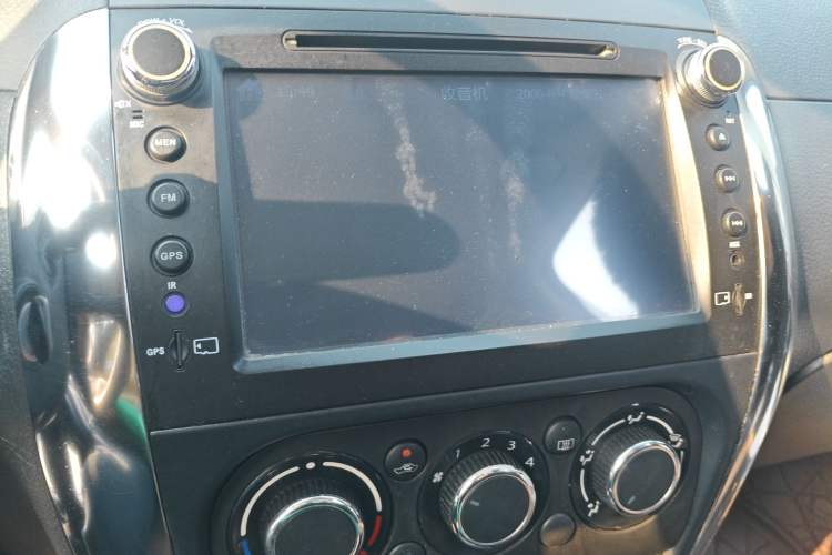 Used Suzuki SX4 2013 1.6L Automatic CoolRide Model
