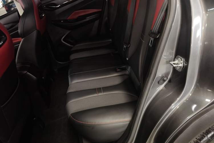 Used CHANGAN OSHAN X5 2021 1.5T DCT Flagship Edition Left Rear Seat