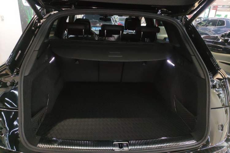 Used Audi Q5L 2024 40 TFSI Luxury Dynamic Edition
