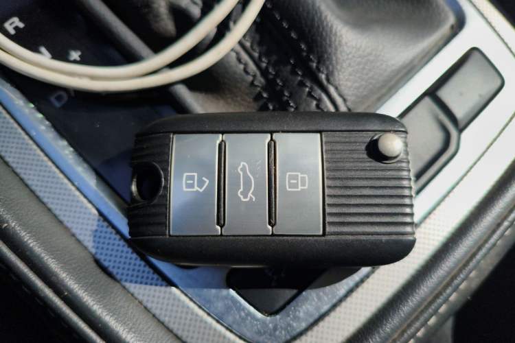 Used MG 6 2017 20T Automatic Luxury Smart Connect Version China V Standard