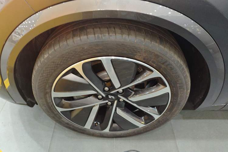 Used Li Auto L9 2022 Max model