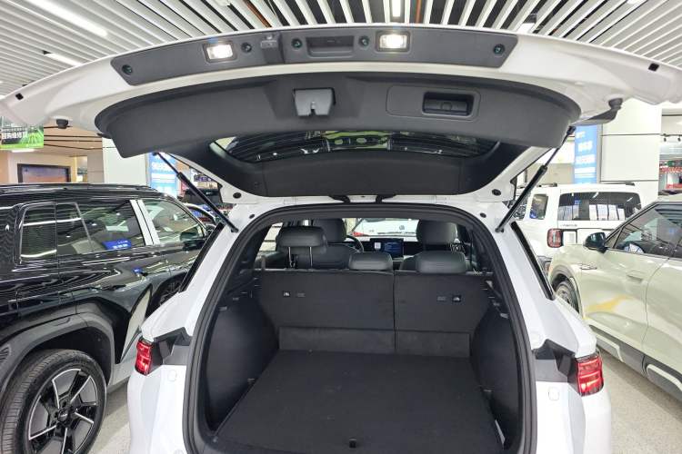 Used BYD Song Pro New Energy 2026 Model DM-i 133KM Progressive Version Trunk