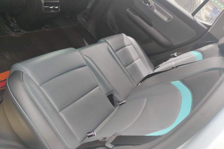 Used AION Y 2023 Younger Star Edition Left Rear Seat